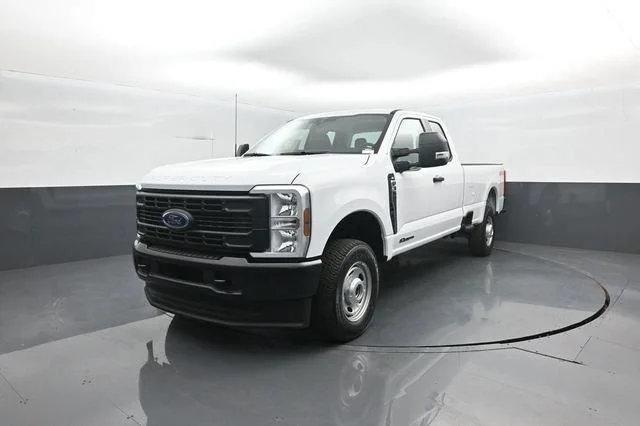 New 2026 Oxford White Ford F-350® XL image 4