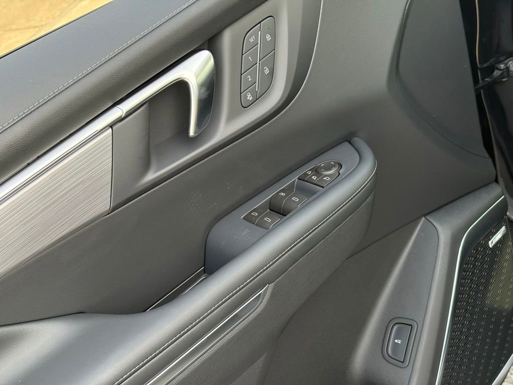 2026 Buick Enclave Preferred - Photo 16
