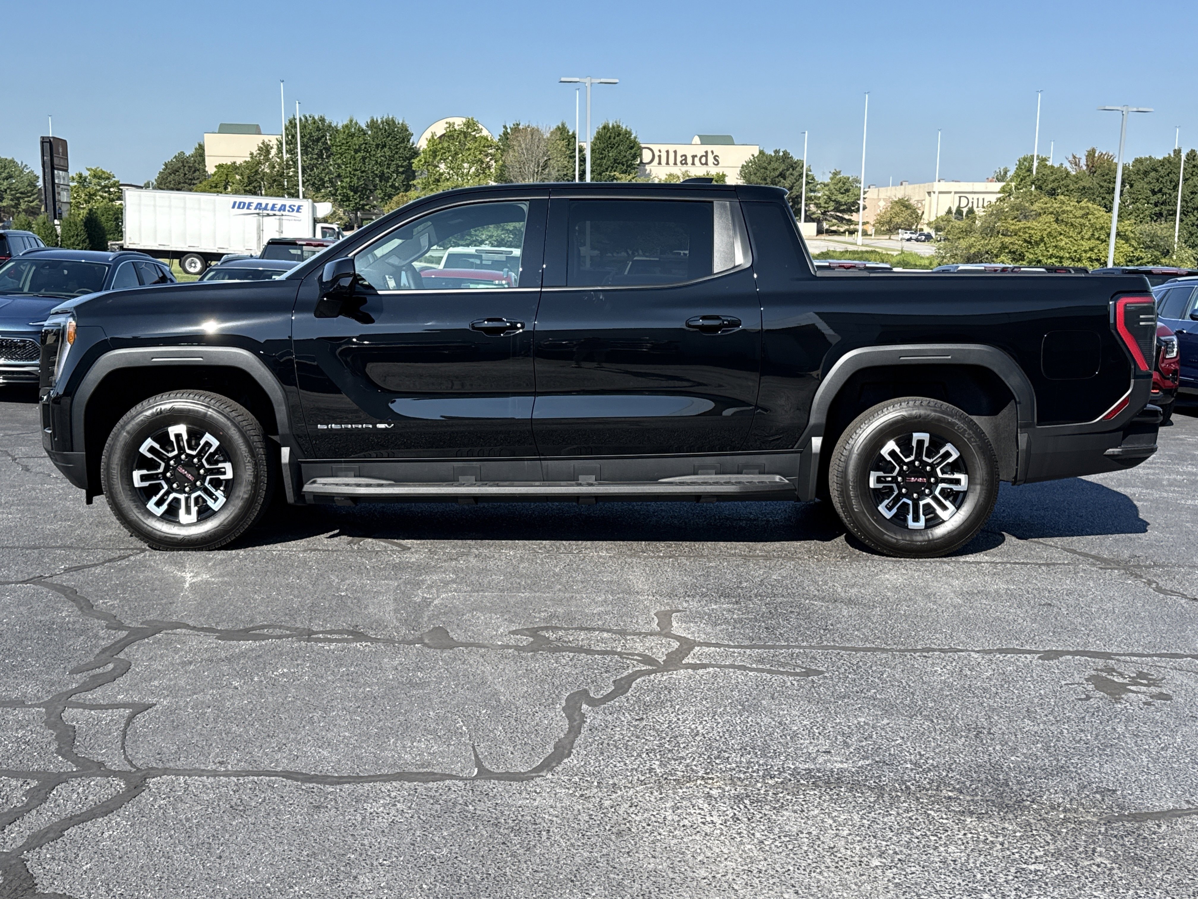 2026 GMC Sierra EV Elevation - Photo 12