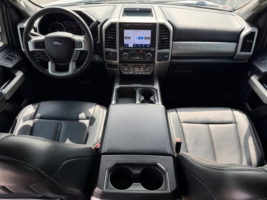 Used 2020 White Ford Lariat image 13