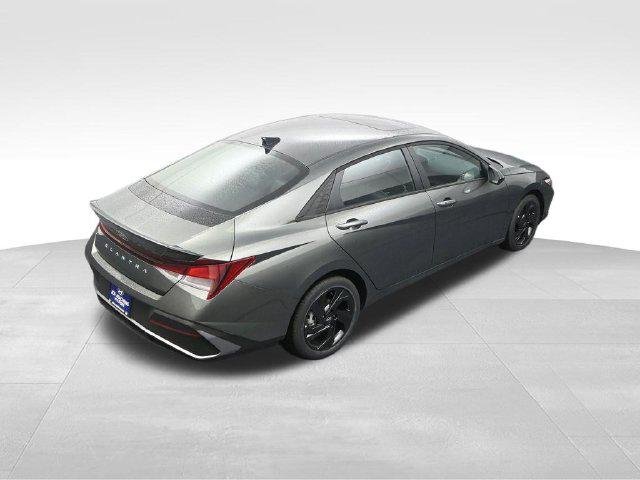 New 2026 Gray Hyundai SEL Sport Plus image 29