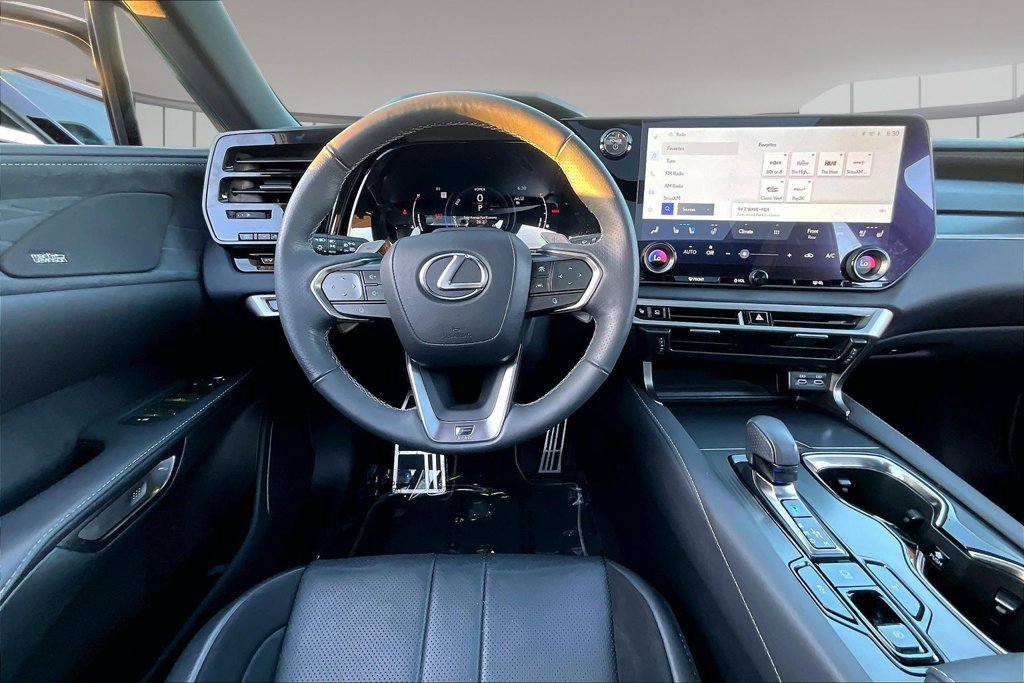 Used 2023 Ultra White Lexus 500h F SPORT Performance image 8