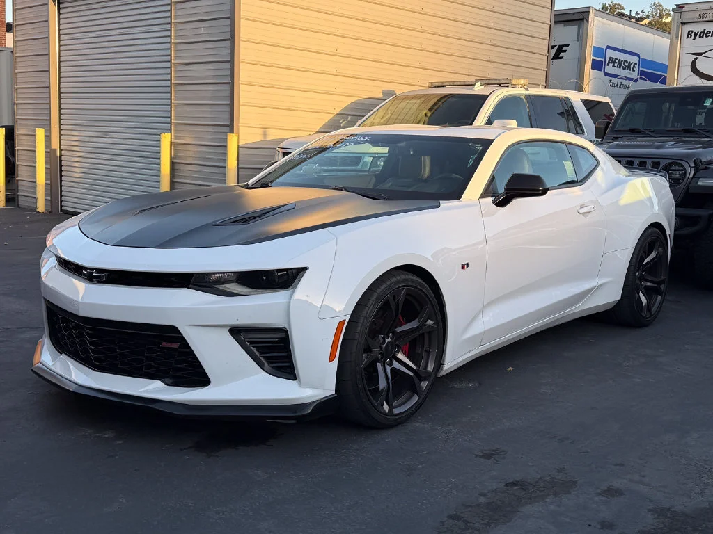 Used 2018 SUMMIT WHITE Chevrolet 1SS image 12