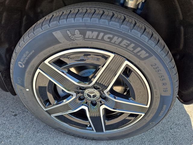 New 2026 Starling Blue Metallic Mercedes-Benz GLC300 image 28
