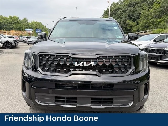 Used 2024 Black Kia EX X-Line image 18