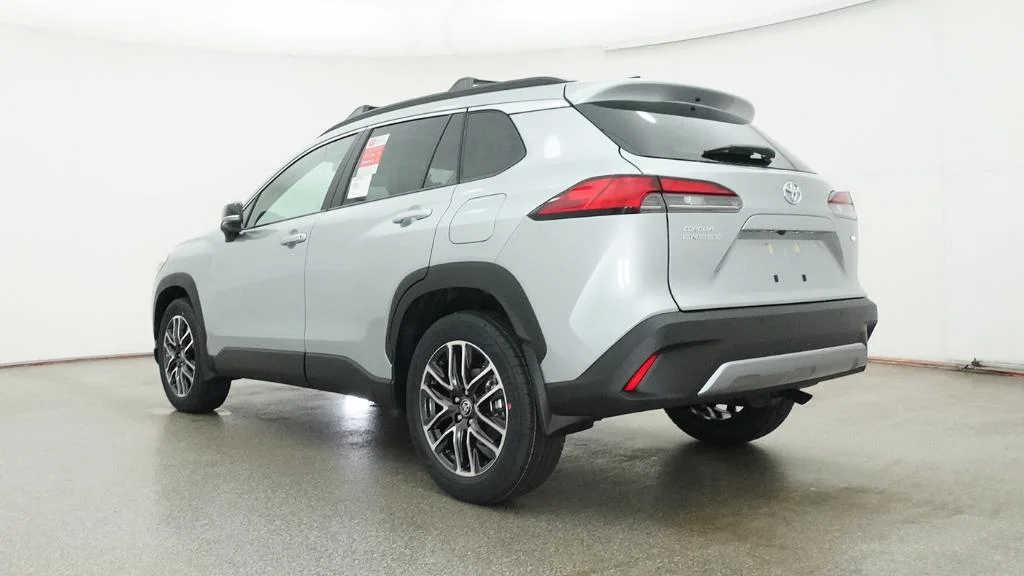 New 2026 Sonic Silver Toyota XLE image 18