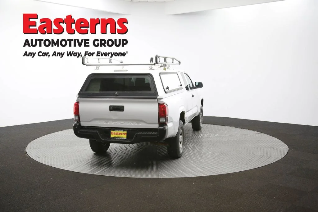 Used 2019 White Toyota SR image 33