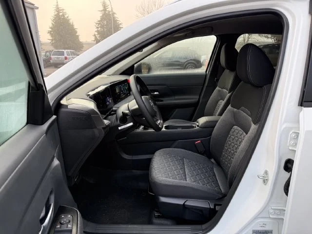 New 2027 Aspen White Tricoat Nissan SV image 14