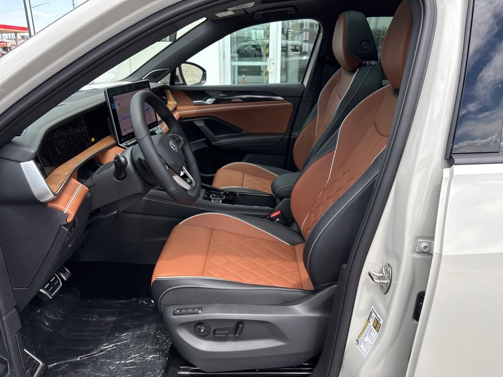 New 2026 Sandstone Volkswagen 2.0T SEL R-Line Turbo image 17