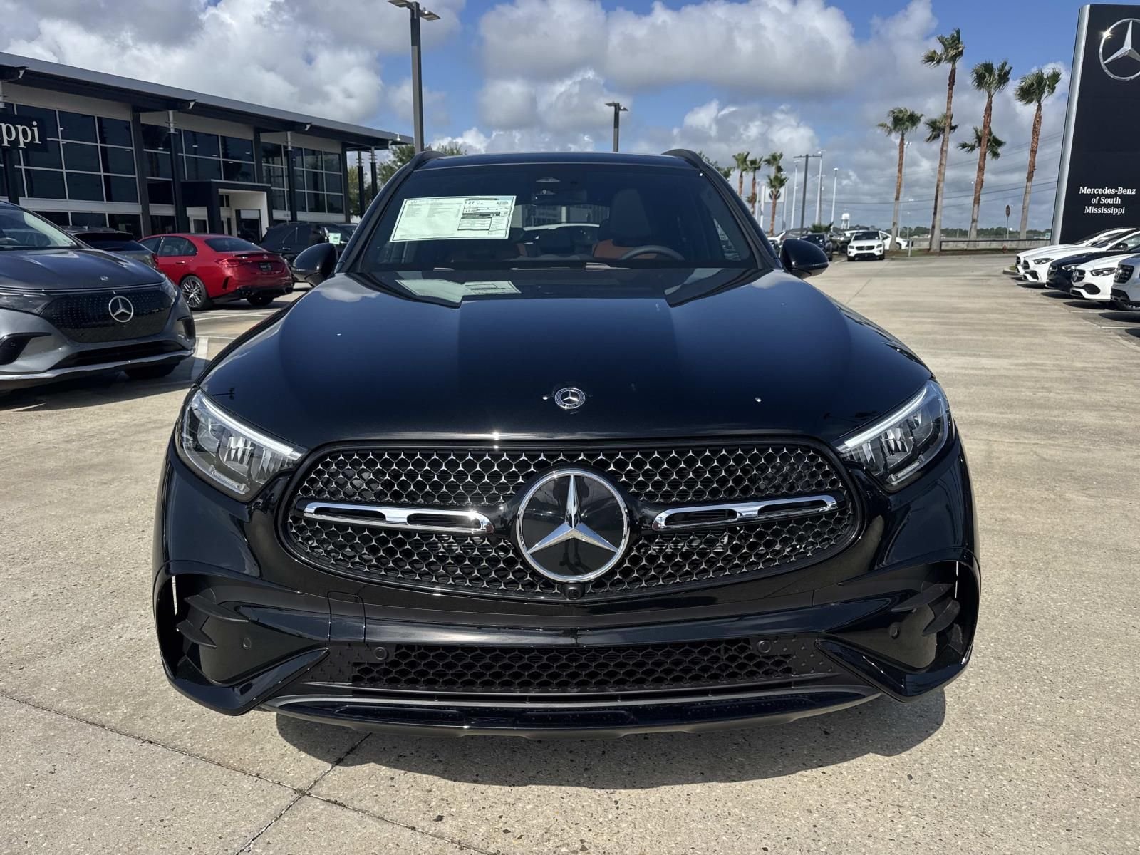 New 2026 Black Mercedes-Benz GLC 300 image 2