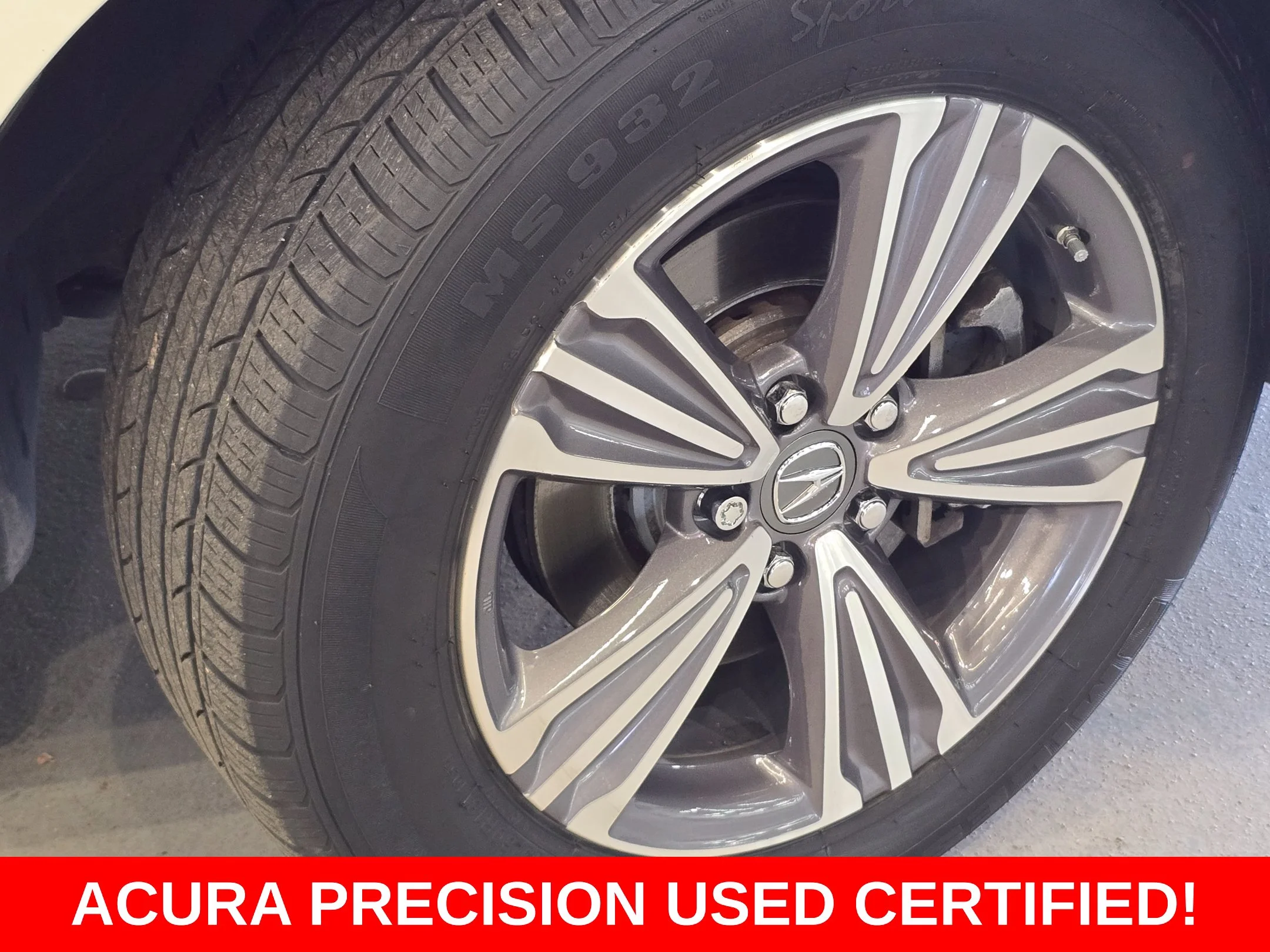 Used 2019 White Diamond Pearl Acura 3.5L image 26