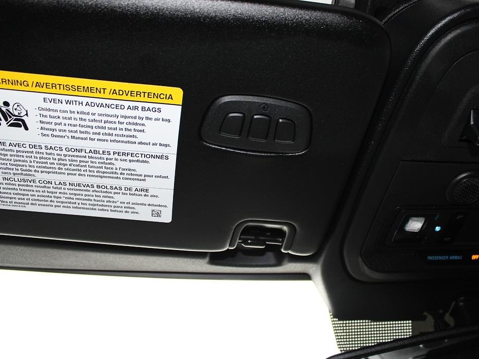 Used 2025 Gray Ford Badlands image 23