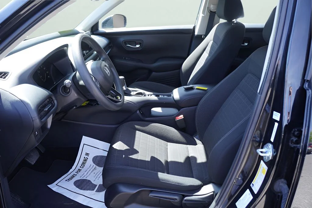 Used 2025 Crystal Black Pearl Honda LX image 18