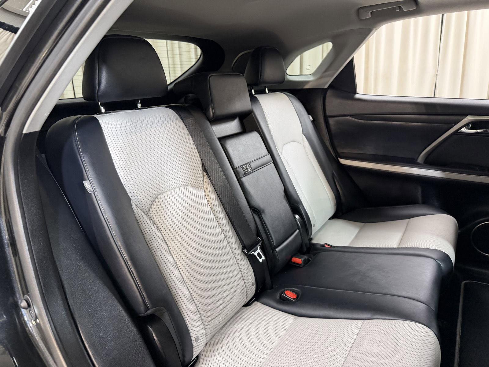Used 2022 Black Lexus 350 image 39