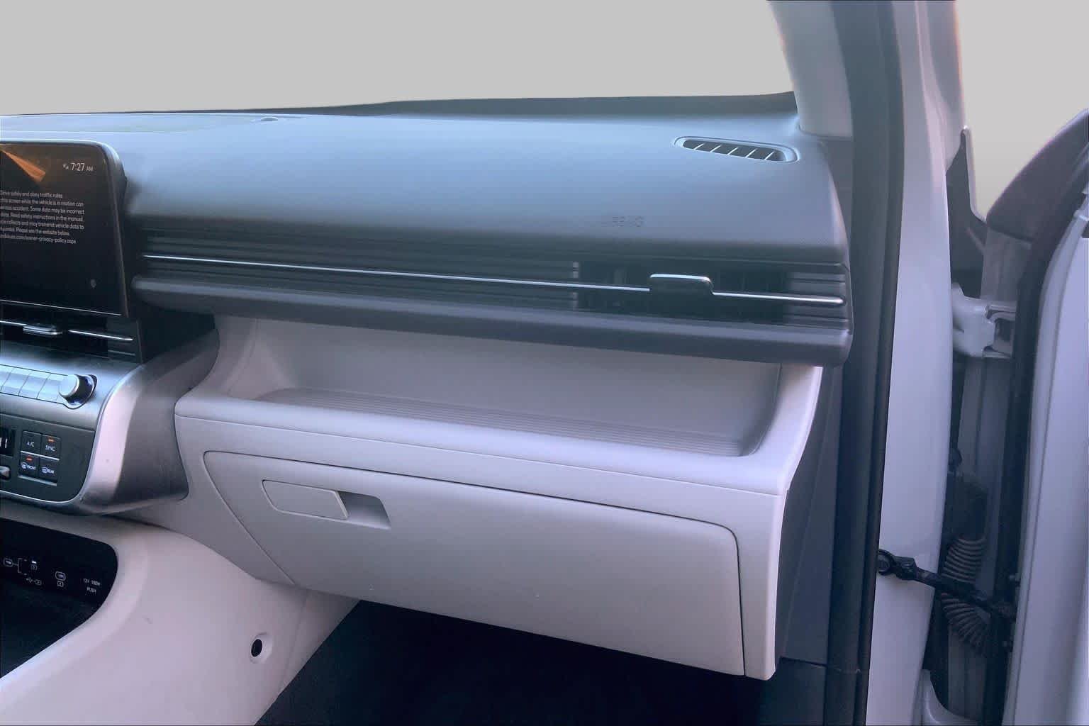 Used 2024 Cyber Gray Metallic Hyundai SEL image 18