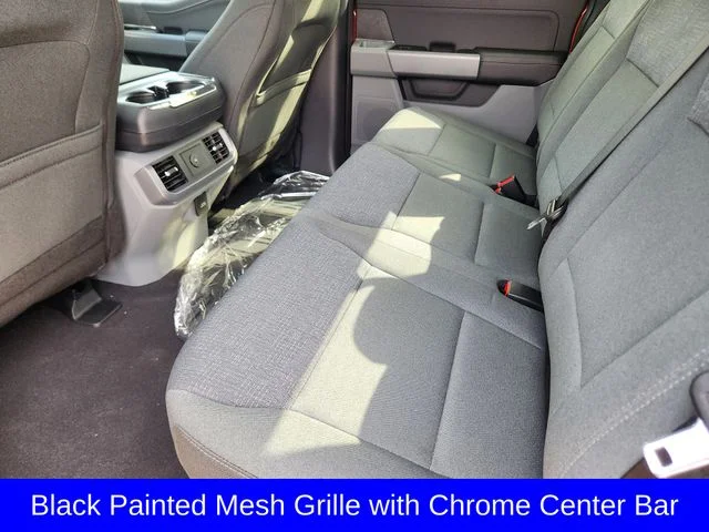 New 2026 Ruby Red Metallic Tinted Clearcoat Ford XLT image 31