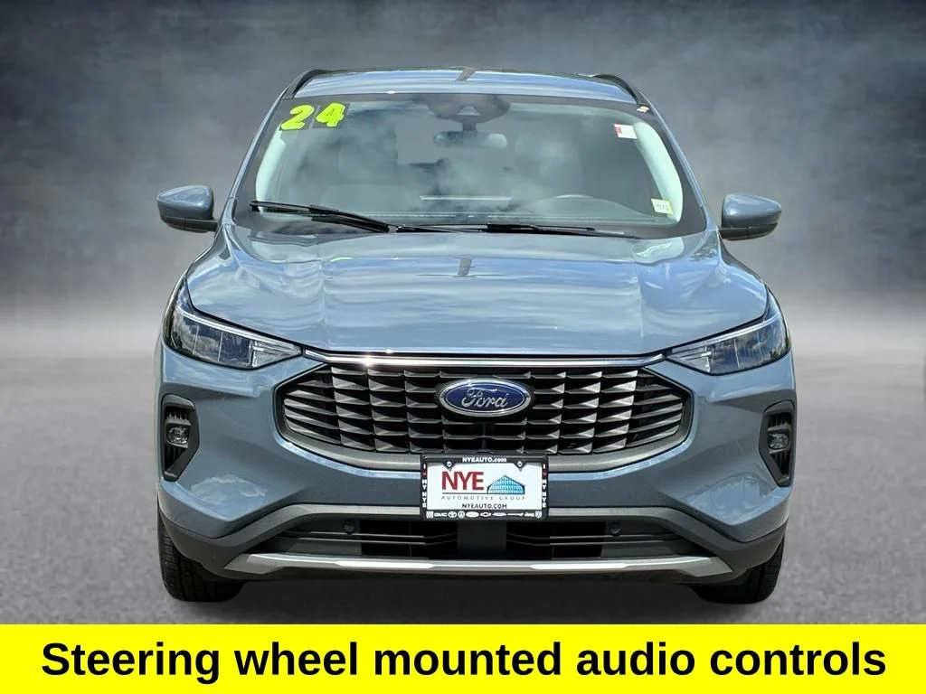Used 2024 Blue Ford Base image 9