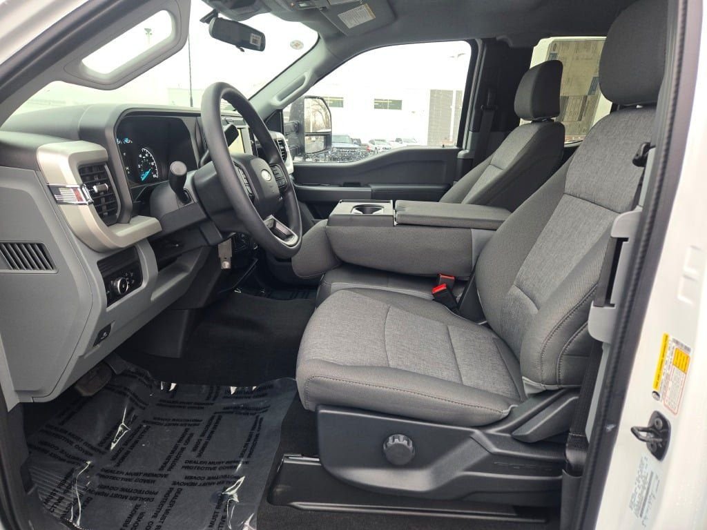 New 2026 White Ford XL image 22