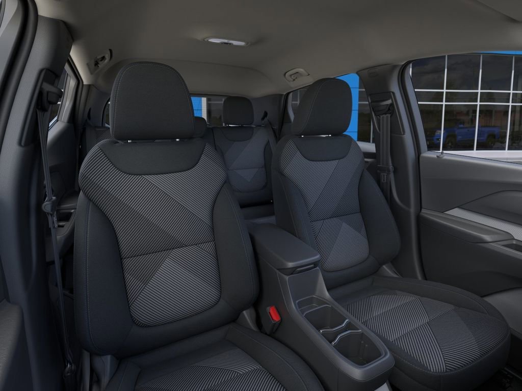 New 2027 Summit White Chevrolet LT image 18