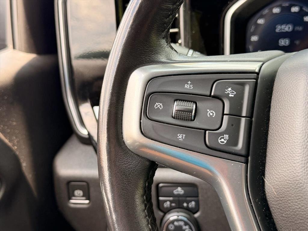 Used 2022 Black Chevrolet LT image 16