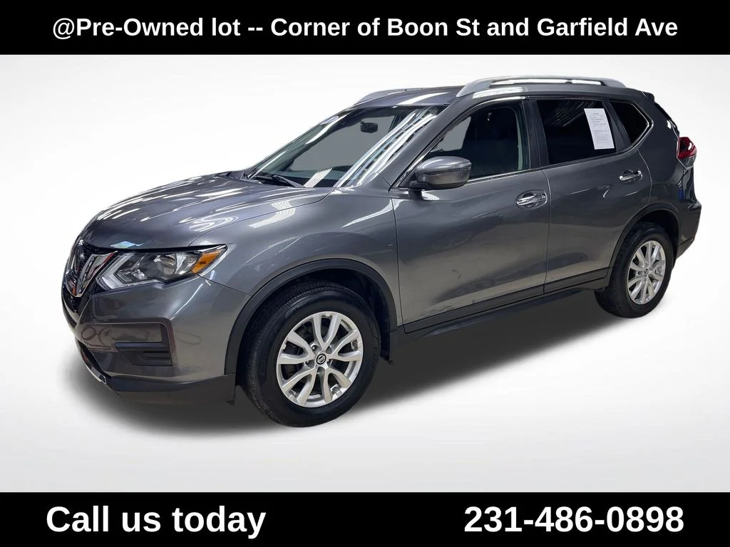 Used 2020 Gray Nissan S image 1