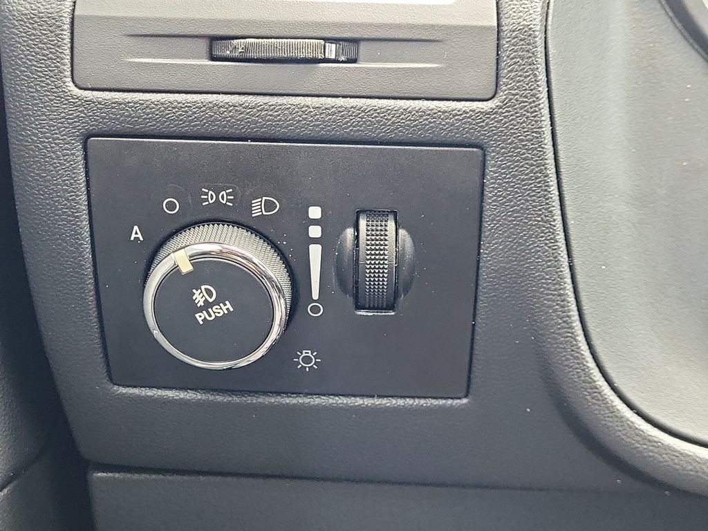 Used 2013 Black Dodge R/T image 31