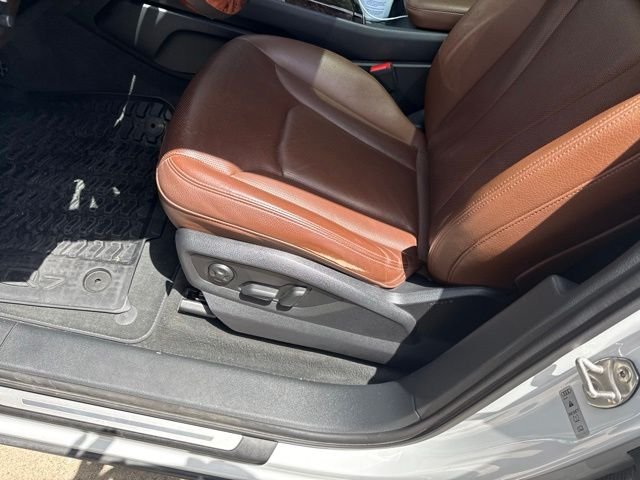 Used 2019  Audi 55 Prestige image 14