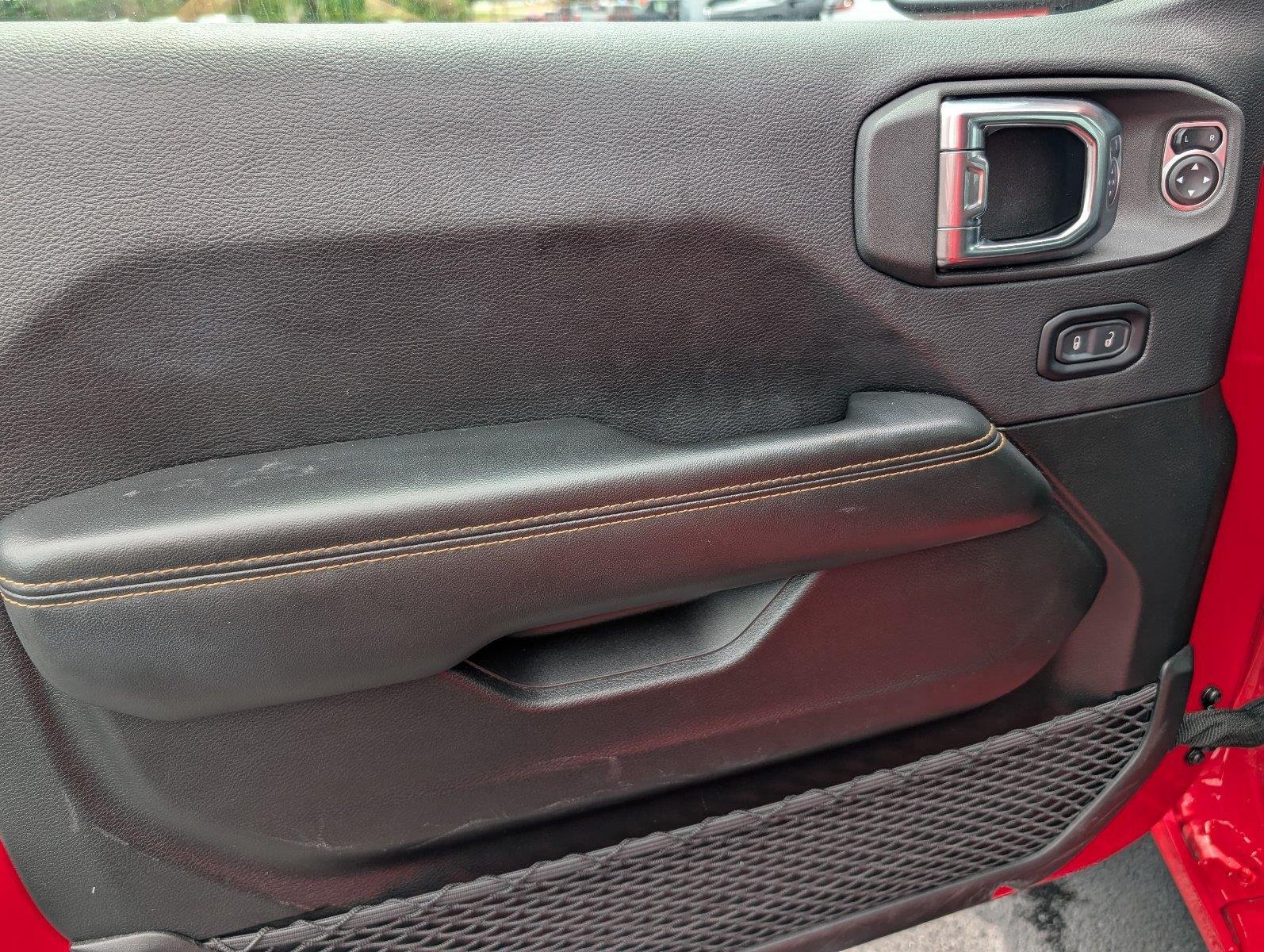 Used 2025 Firecracker Red Clearcoat Jeep Sahara image 14