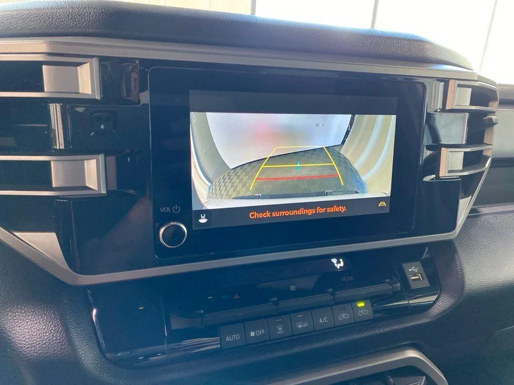 Used 2025 Ice Toyota SR5 image 13