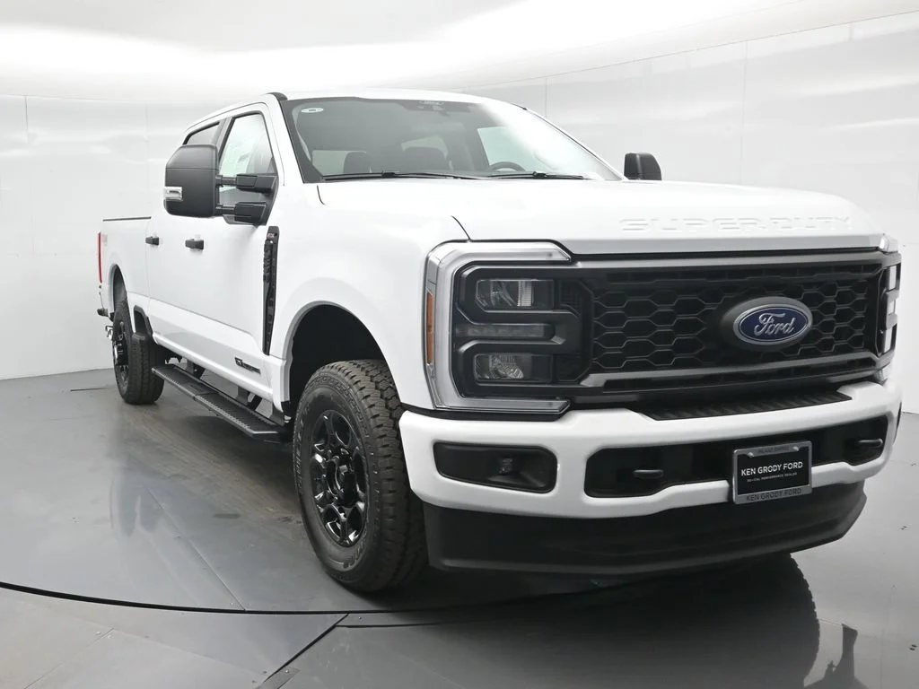 New 2026 White Ford XL image 22