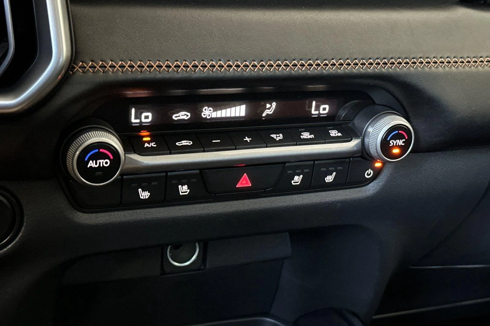 New 2026 Wind Chill Pearl Mazda Premium AWD image 23