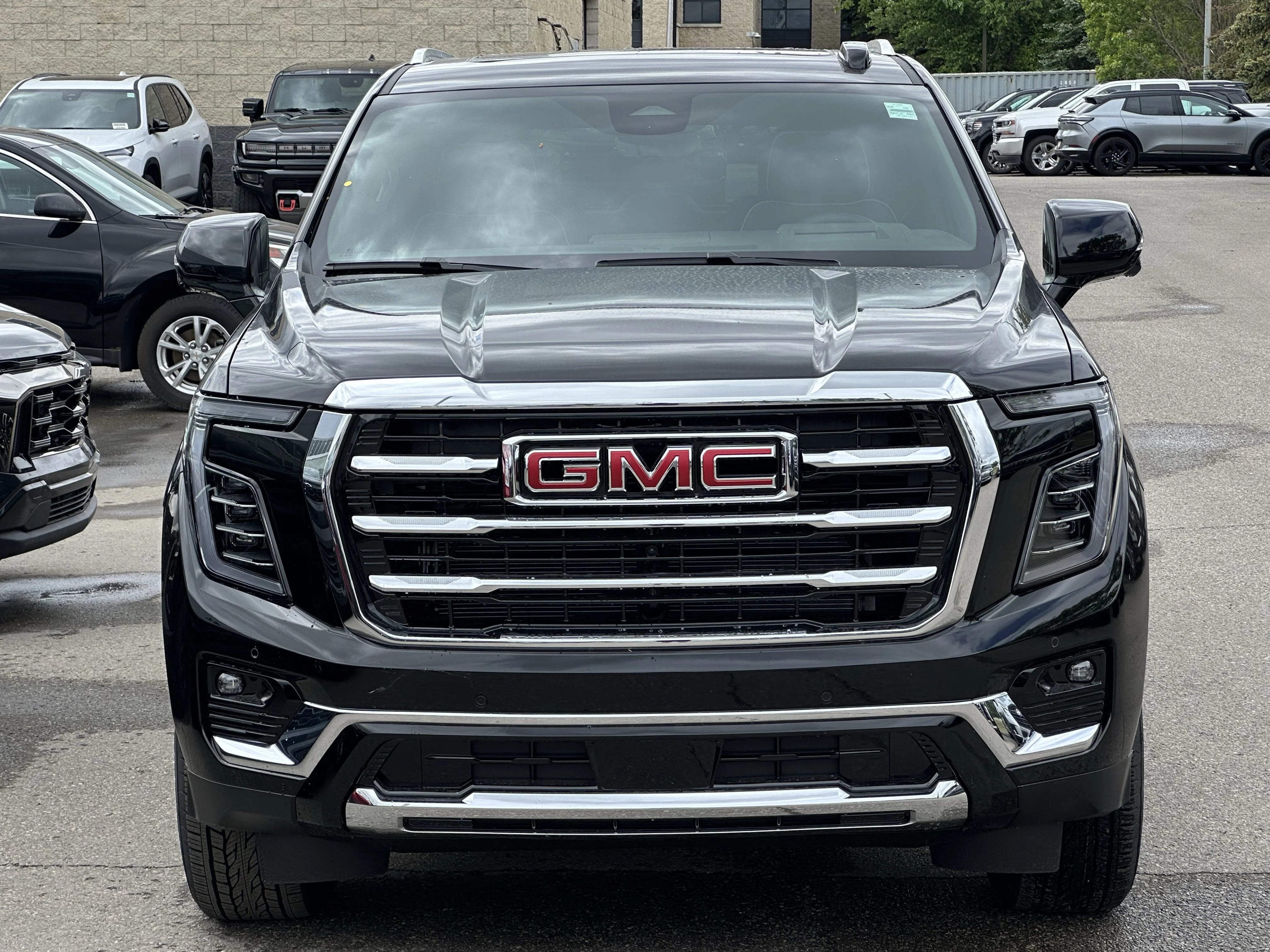 New 2026 Onyx Black GMC Elevation image 2