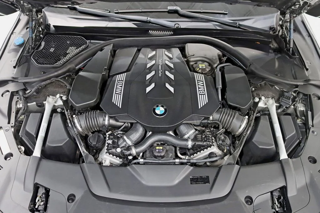 2022 BMW 7 Series 750i xDrive