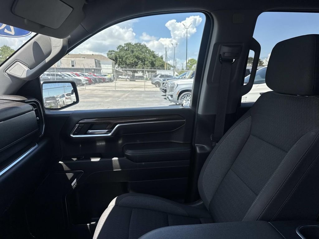 Used 2023 Black Chevrolet RST image 15