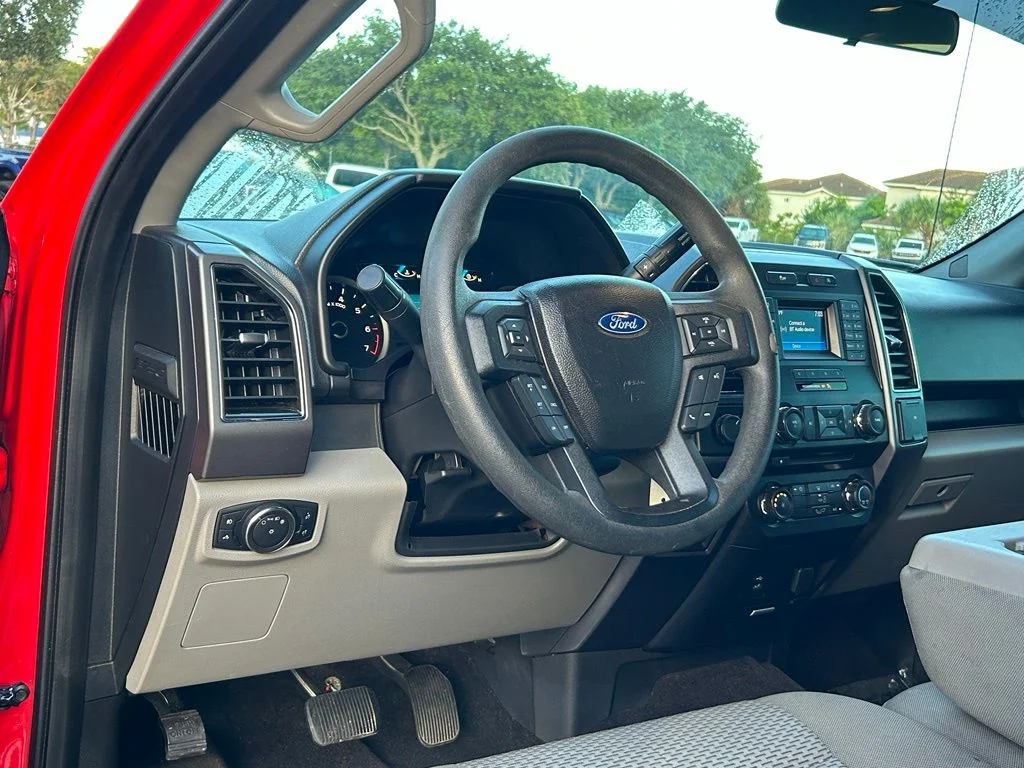 Used 2017 Race Red Ford XLT image 32