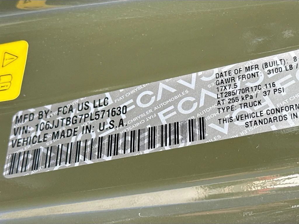 Used 2023 Sarge Green Clearcoat Jeep Rubicon image 32