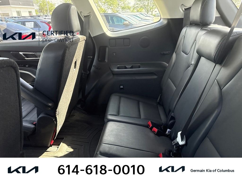 Used 2024 White Kia SX-Prestige image 9
