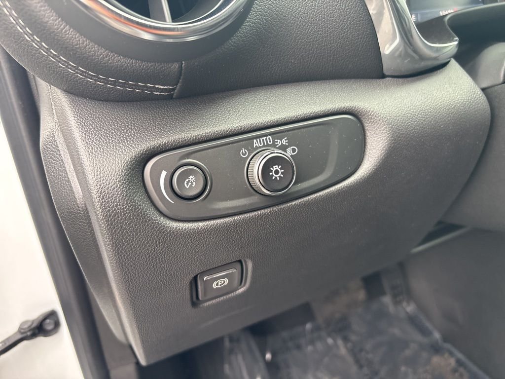 2023 Chevrolet Blazer 2LT - Photo 22