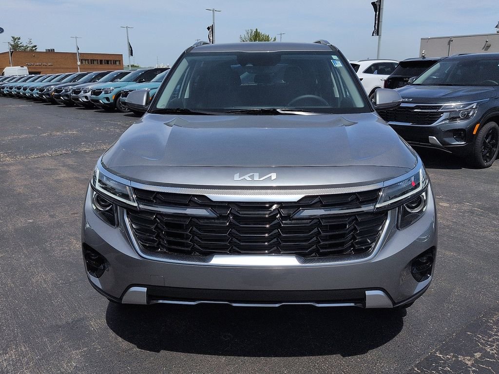 New 2026 Steel Gray Kia S image 3