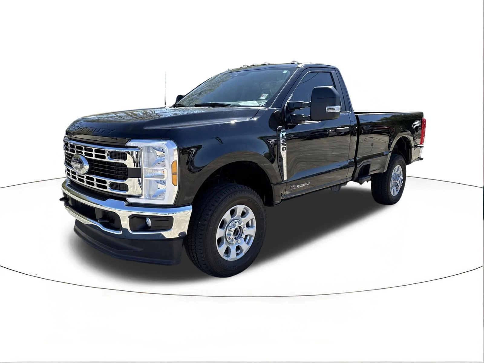 2024 Ford F-350 Super Duty XLT - Photo 7