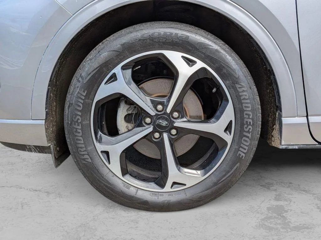 Used 2023 Silver Ford ST-Line Select image 31