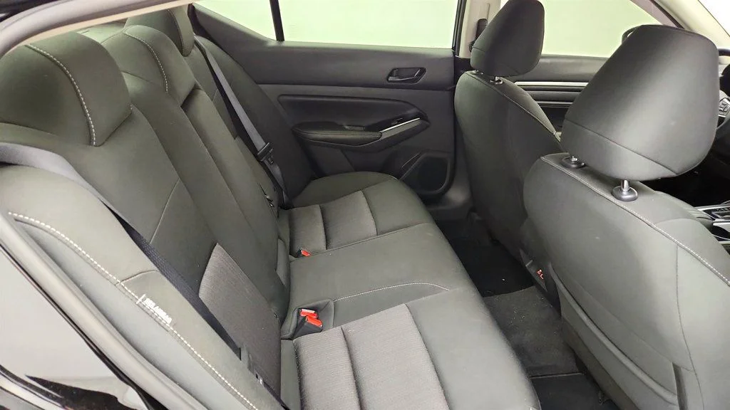 Used 2023 Super Black Nissan 2.5 SV Sedan w/ Moonroof, ProPILOT Assist & 12.3-Inch Touchscree image 22
