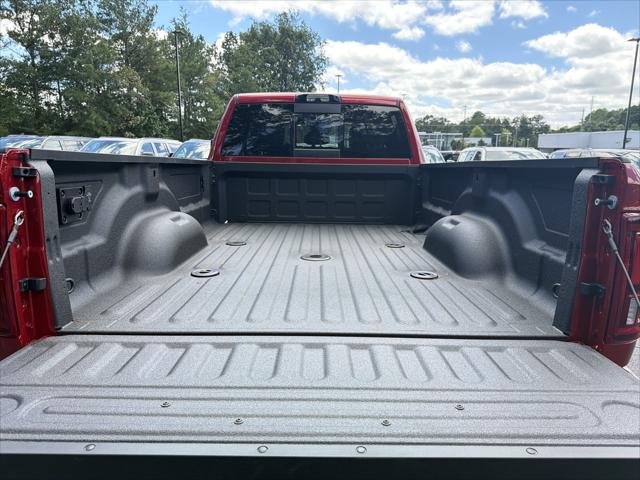 New 2026 Molten Red Pearl-Coat Exterior Paint RAM LARAMIE image 48