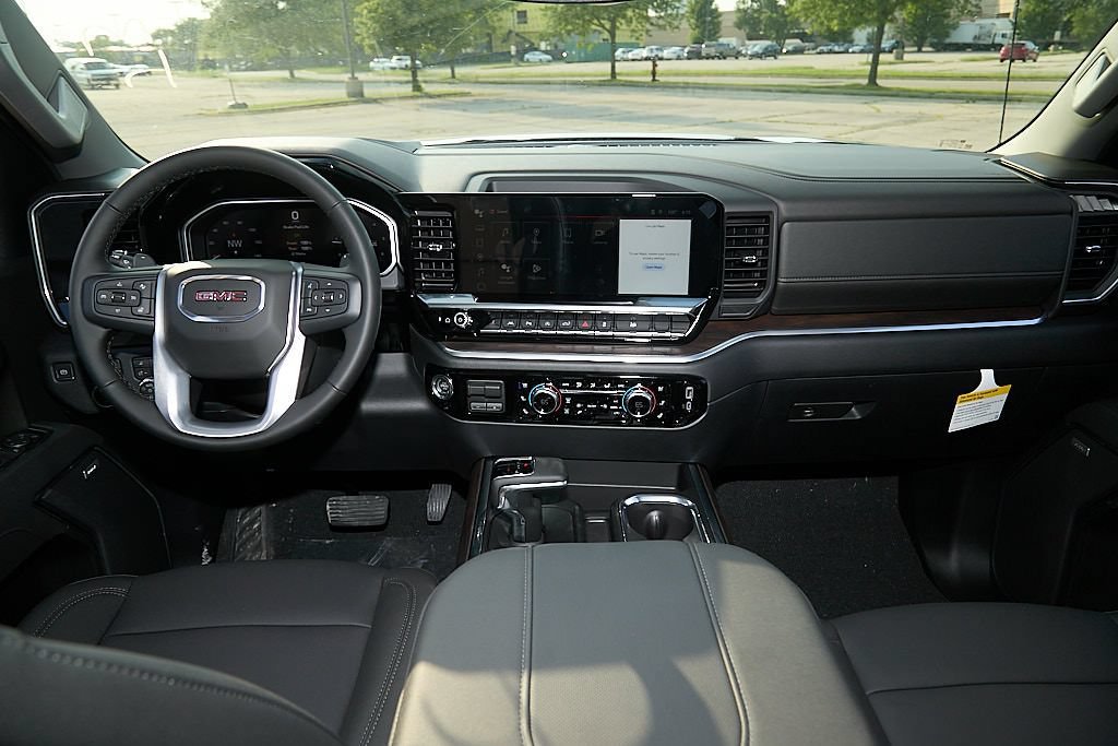 New 2026 Sterling Metallic GMC SLT image 39