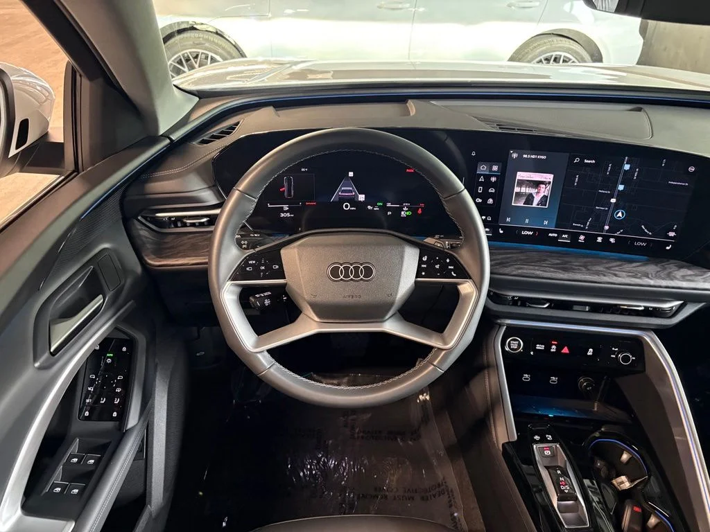 2025 Audi Q5 Premium - Photo 15