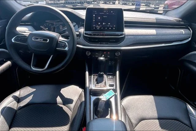 Certified Used 2025 White Jeep Latitude image 15