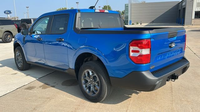 New 2025 Blue Ford XLT image 5