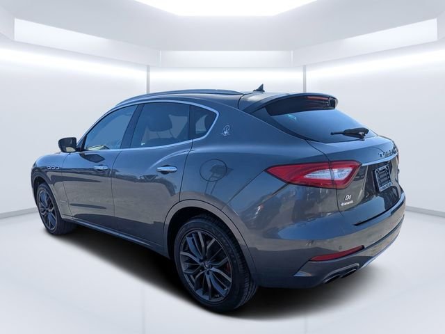 Used 2018 Gray Maserati GranLusso image 5