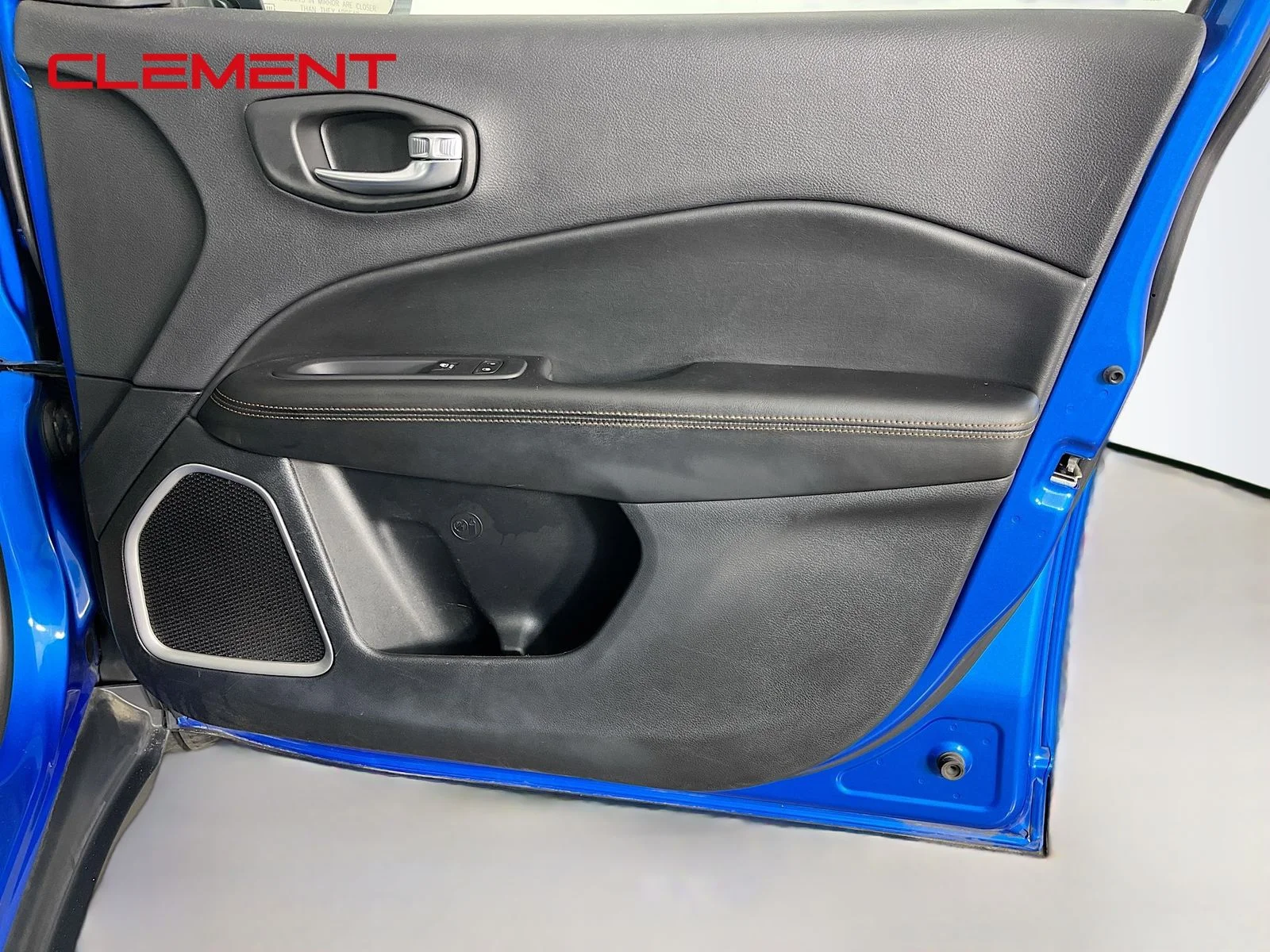 Used 2019 Blue Jeep Limited image 36