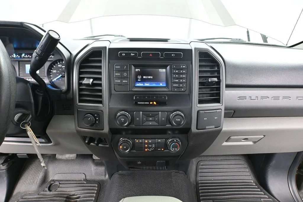 2019 Ford F-450 Super Duty XL - Photo 30